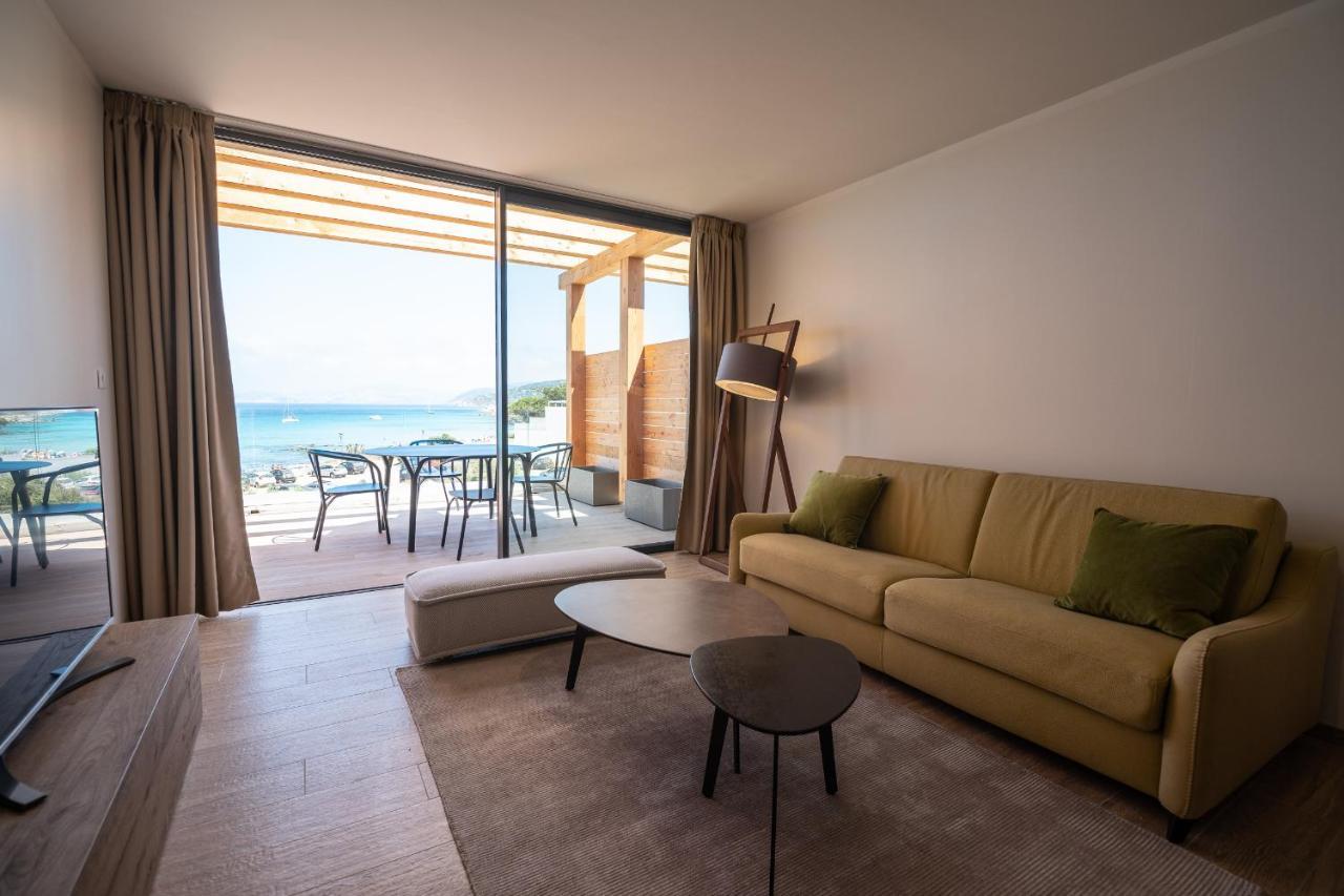 Residence Saletta Mare Л'Іль-Русс Екстер'єр фото